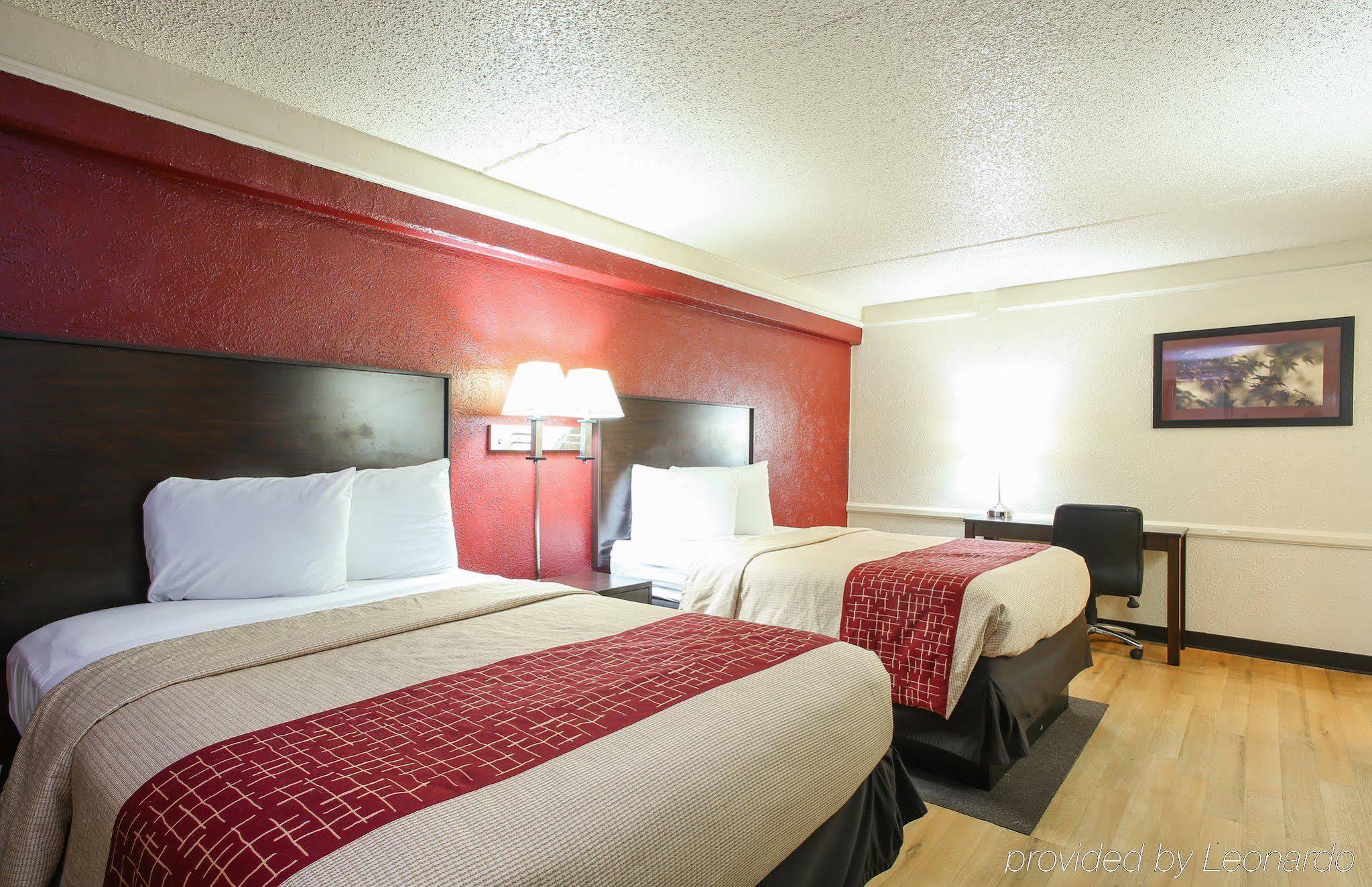 Red Roof Inn North Dallas - Park Central Dış mekan fotoğraf