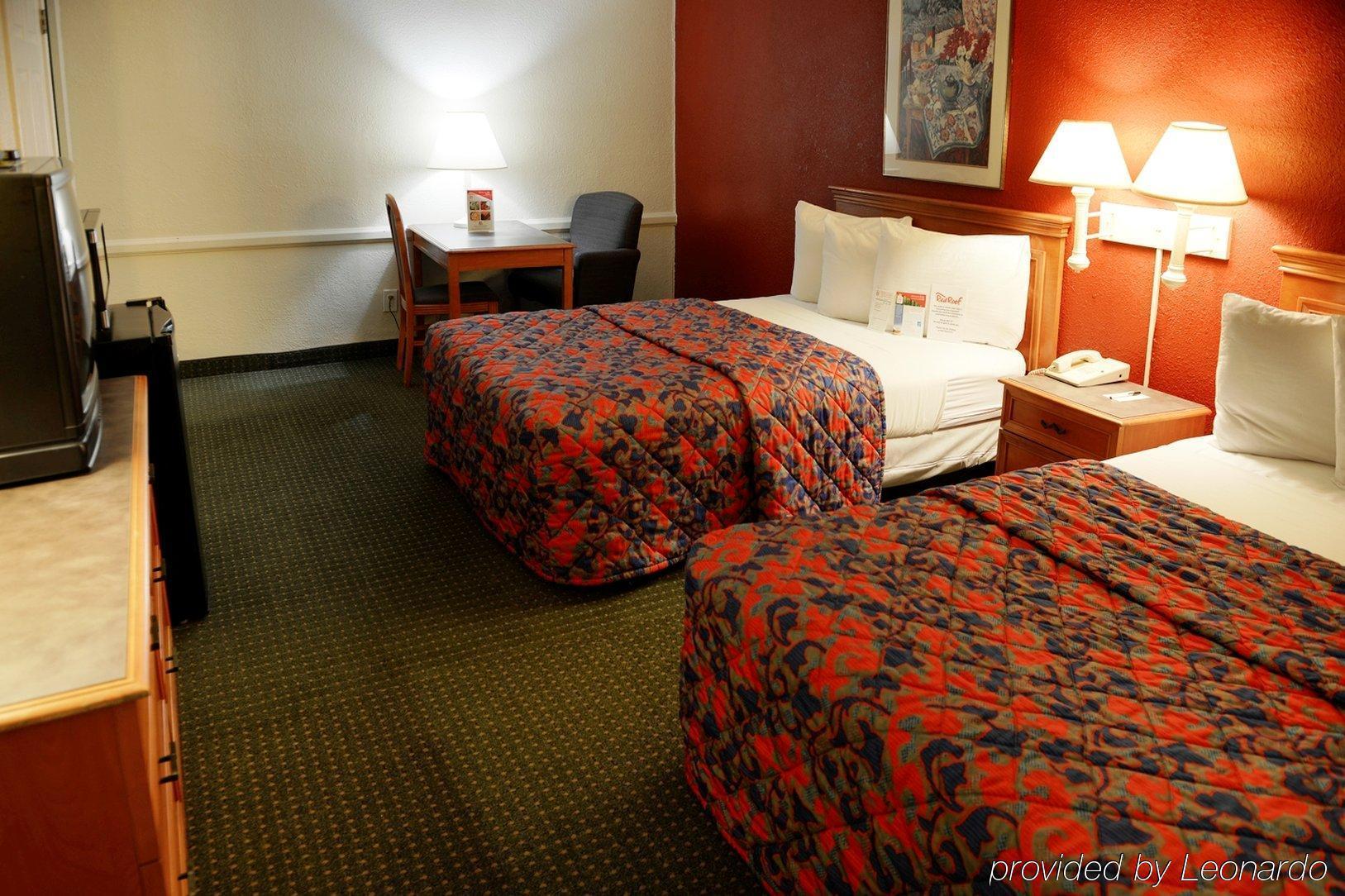 Red Roof Inn North Dallas - Park Central Dış mekan fotoğraf