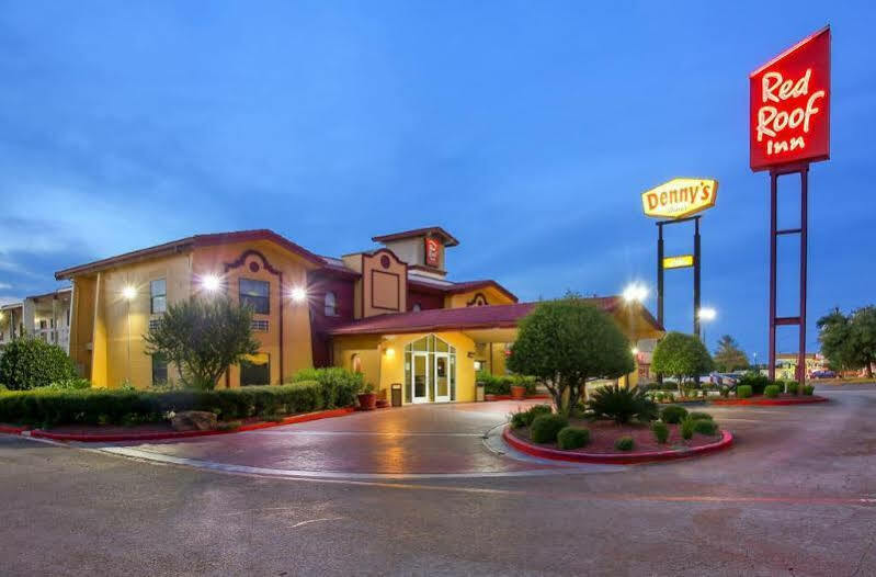 Red Roof Inn North Dallas - Park Central Dış mekan fotoğraf