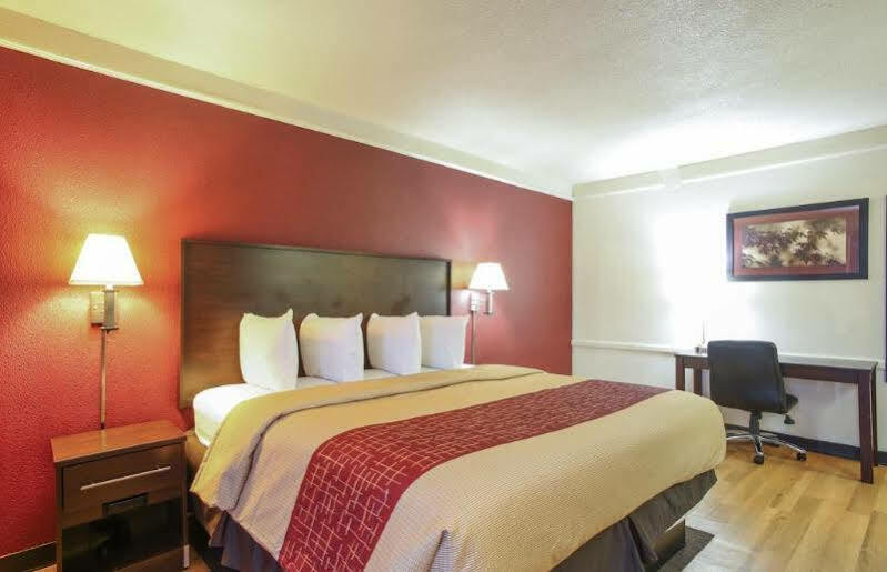 Red Roof Inn North Dallas - Park Central Dış mekan fotoğraf