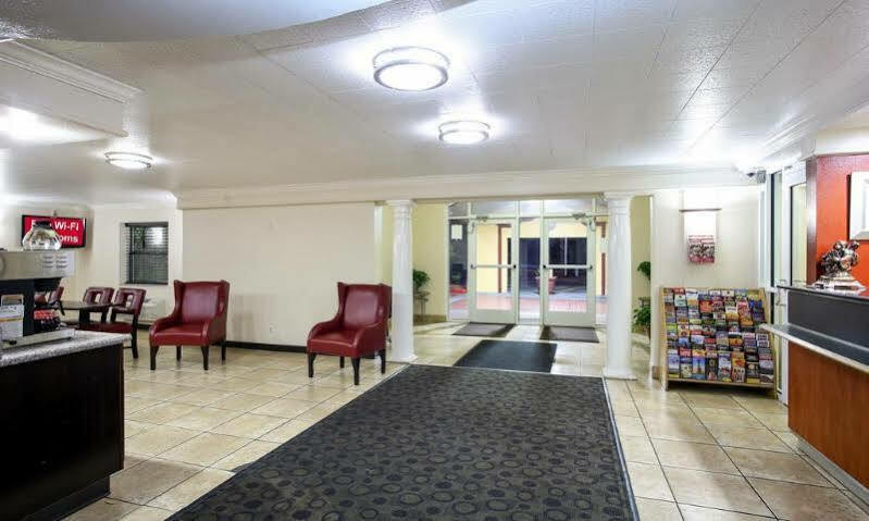 Red Roof Inn North Dallas - Park Central Dış mekan fotoğraf